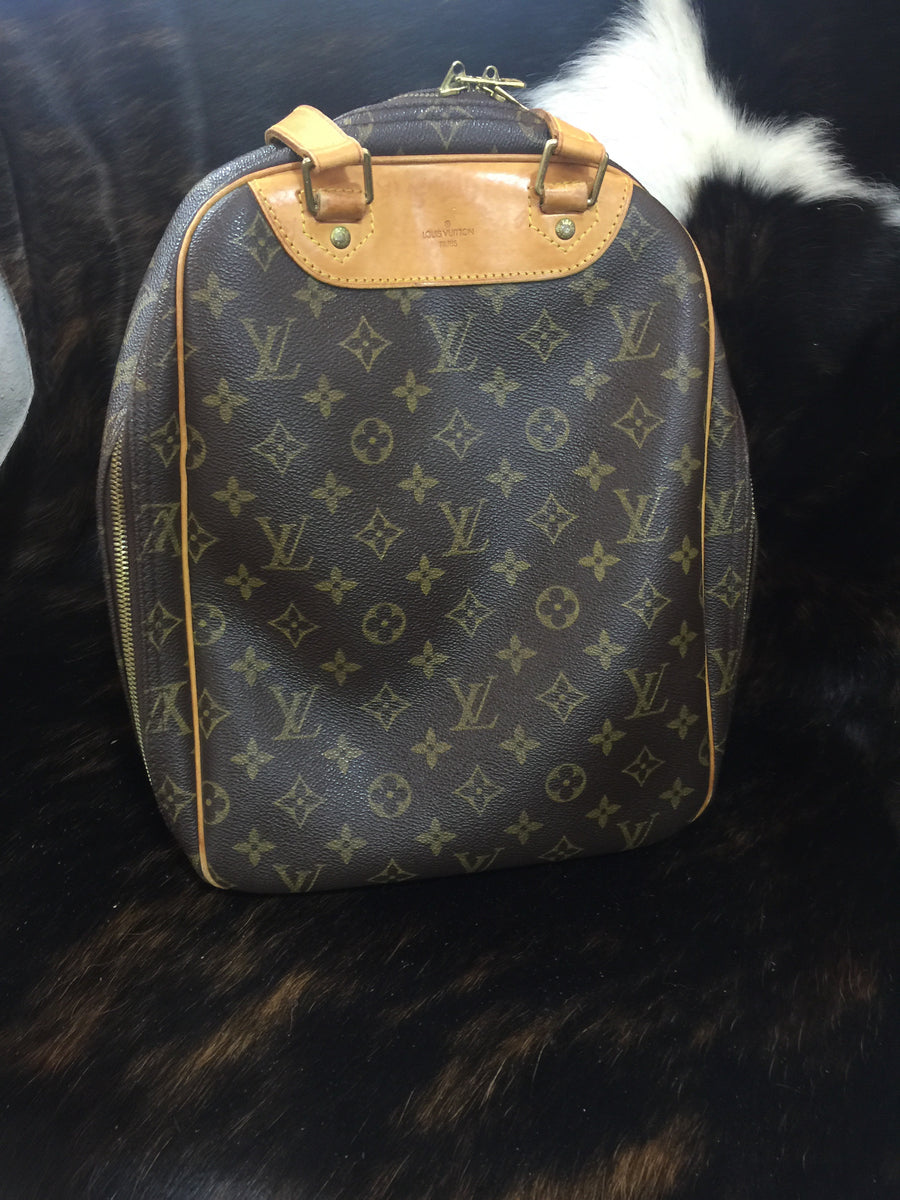 Louis Vuitton Excursion Shoulder Bags for Women